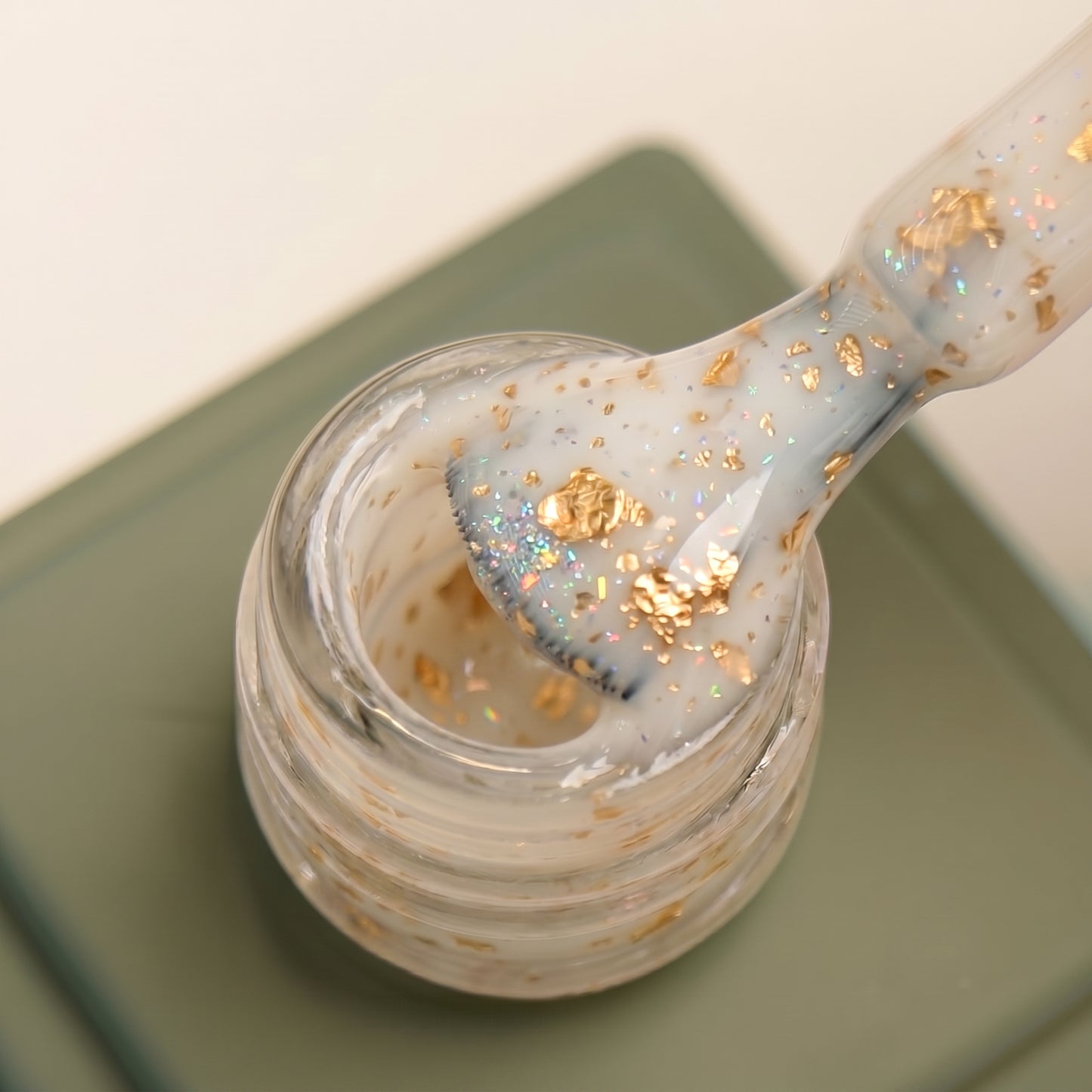 Rubber Base Gold Flakes HEMA FREE