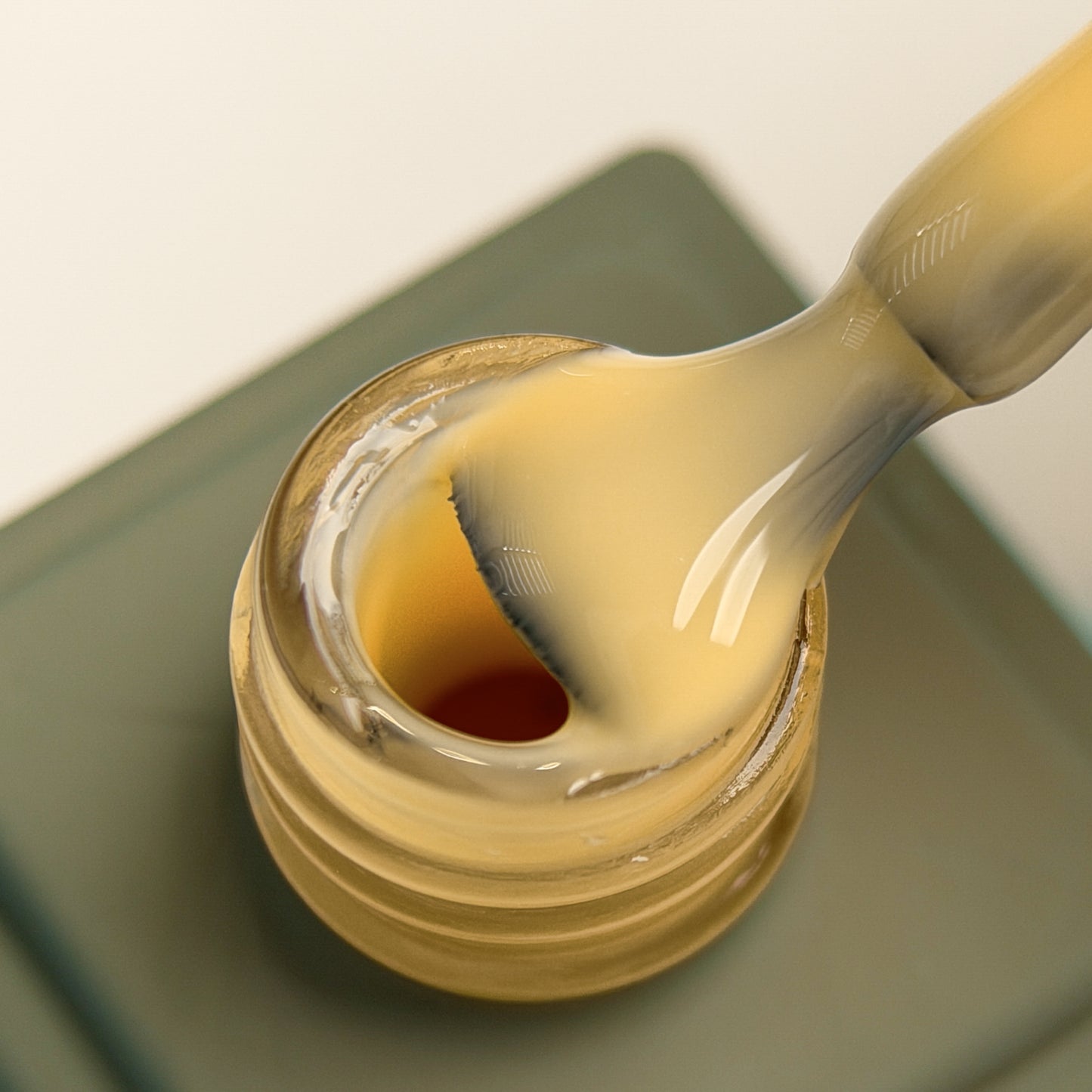 Rubber Base Macaron Yellow, 13ml