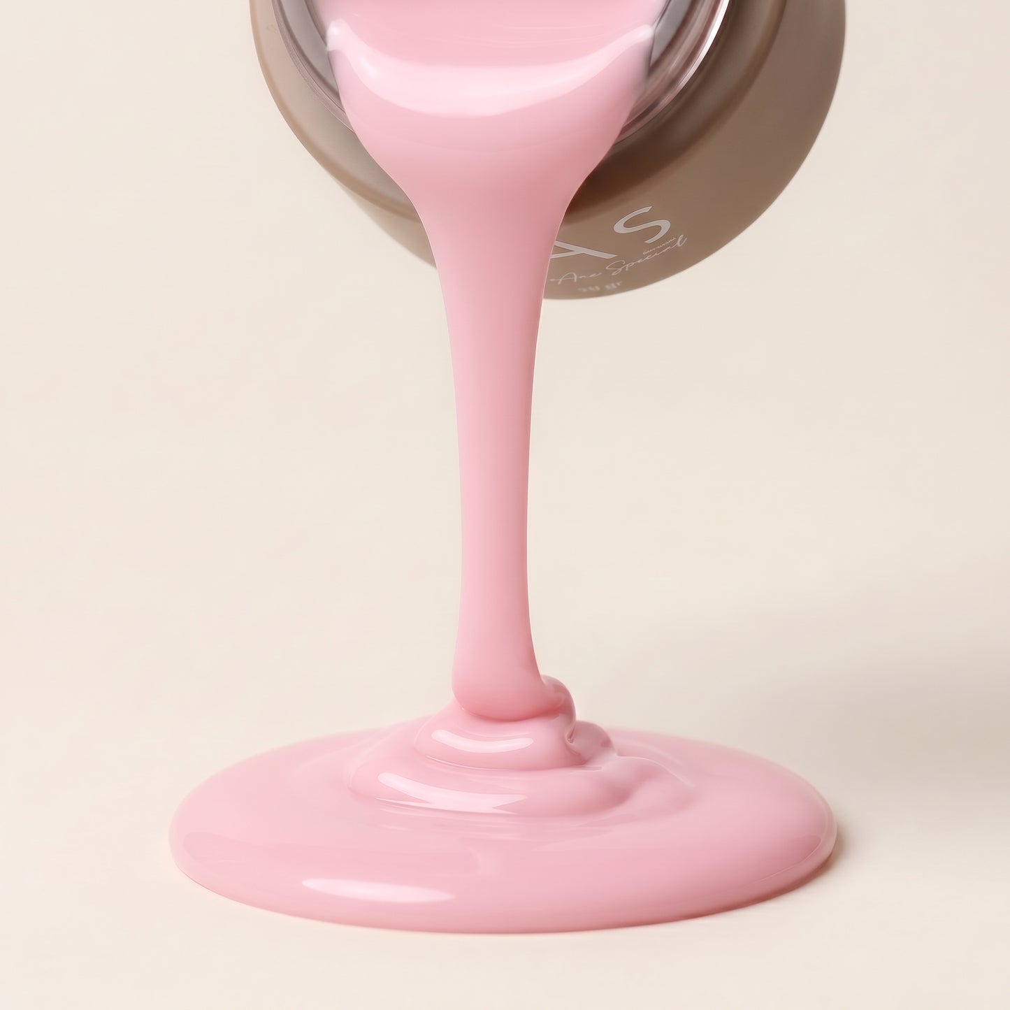 Builder Self Levelling Pastel Pink, 30g